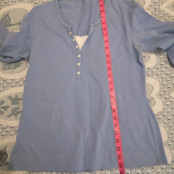3/$20 Woolworths v-neck top - Picture 7 of 10